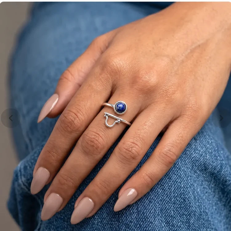 Libra Zodiac Ring with Lapis Lazuli